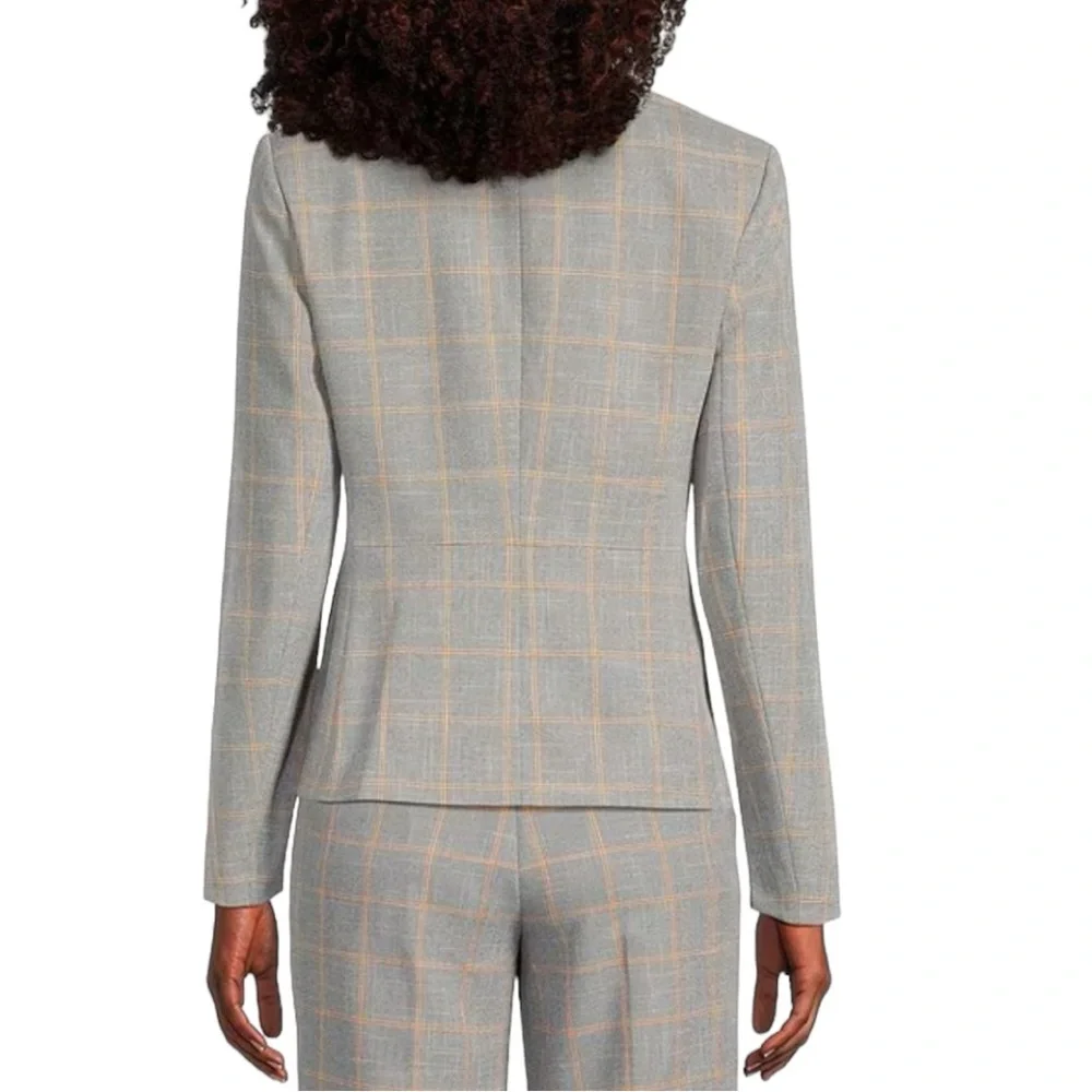 KASPER Plaid Notch Lapel Long Sleeve Flap Pocket Coordinating Two Button Jacket